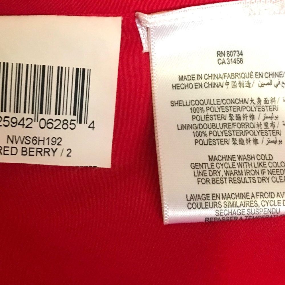 BCBGMaxAzria GORGEOUS! Red 3D Heart Applique Dress!!! - Sz 2 - Picture 10 of 15